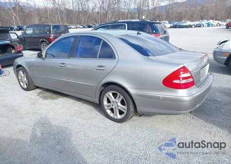 2006 Mercedes-Benz E 350 4Matic z USA, uszkodzony, nr VIN WDBUF87J06X207807